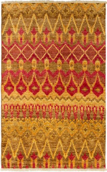 Indian Shalimar 4'5" x 7'1" Hand-knotted Wool Rug 