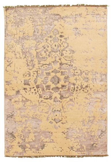 Indian La Seda 4'6" x 6'6" Hand-knotted Wool & Silk Rug 