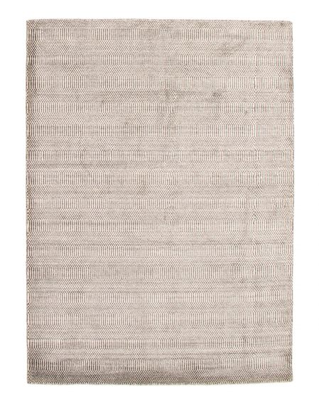 Indian Silk Shadow 5'5" x 7'8" Hand Loomed Viscose & Wool Rug 