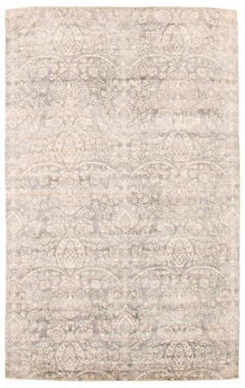 Indian Galleria 4'10" x 7'10" Hand Loomed Viscose Rug 