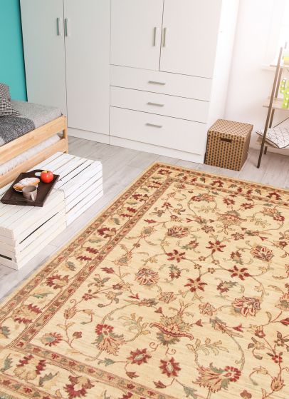 Afghan Chobi Finest 5'9" x 8'5" Hand-knotted Wool Rug 