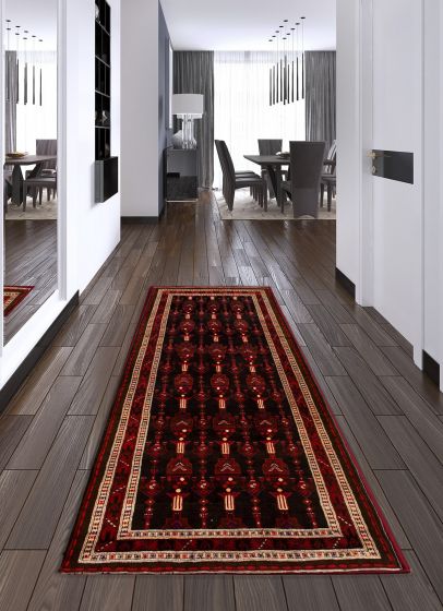 Persian Style 4'7" x 9'10" Hand-knotted Wool Rug 