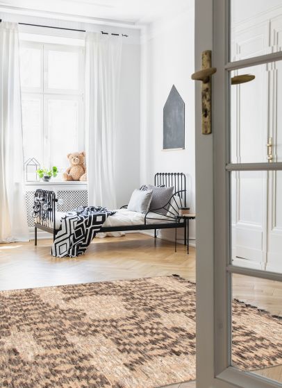 Indian Tangier 4'11" x 8'0" Hand-knotted Wool Rug 