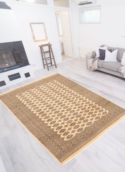 Tapis peshawar bokhara 6'6" x 9'11" en laine