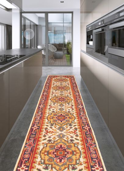 Indian Serapi Heritage 2'6" x 11'10" Hand-knotted Wool Rug 