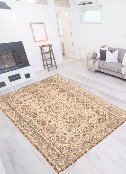 Turkish Antalya Vintage 6'11" x 10'3" Hand-knotted Wool Rug 