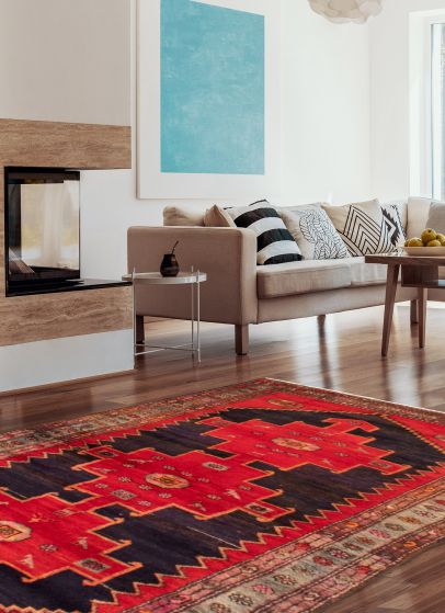 Persian Style 4'4" x 7'10" Hand-knotted Wool Rug 