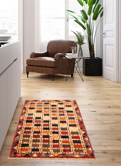 Persian Style Kashkuli Gabbeh 2'9" x 4'8" Hand-knotted Wool Rug 