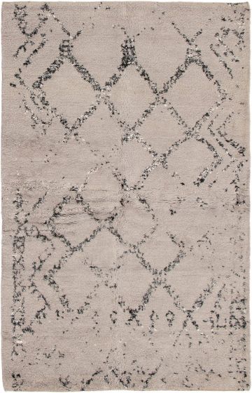 Indian Arlequin 5'3" x 8'2" Hand-knotted Wool Rug 