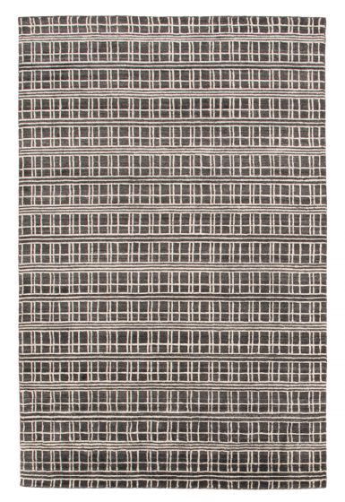 Indian Ananda 4'11" x 7'10" Hand Loomed Wool Rug 