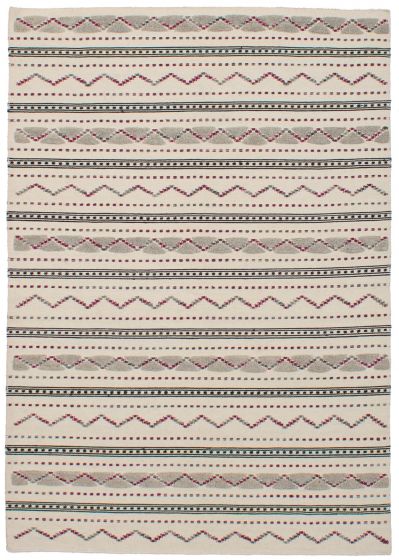 Indian Sedona 5'3" x 7'7" Flat-Weave Wool Kilim 