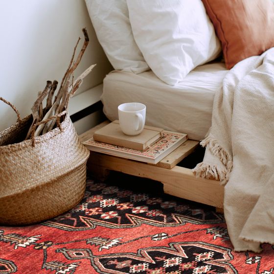 Persian Style 3'10" x 6'2" Hand-knotted Wool Rug 