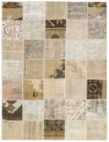 Turkish Vintage Anatolia Patch 4'8" x 6'8" Hand-knotted Wool Rug 