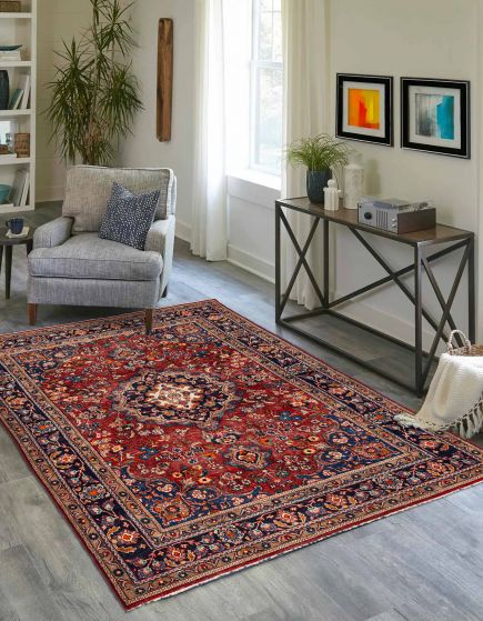 Persian Style 6'7" x 10'10" Hand-knotted Wool Rug 