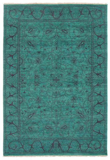 Indian Color transition 5'6" x 7'10" Hand-knotted Wool Rug 