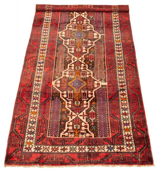 Persian Style 5'3" x 10'8" Hand-knotted Wool Rug 