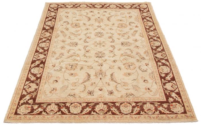 Afghan Chobi Finest 5'7" x 8'3" Hand-knotted Wool Rug 