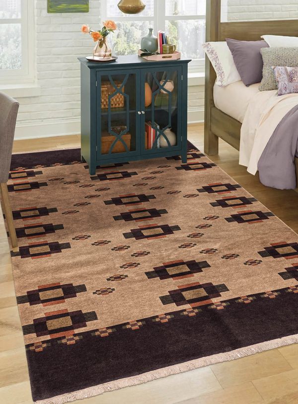 Nepal Opulence 5'11" x 8'11" Hand-knotted Wool Rug 