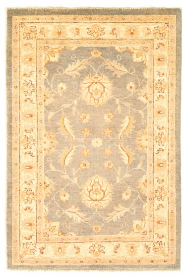 Tapis chobi 2'8" x 3'11" en laine