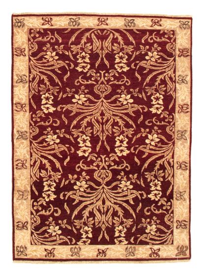 Indian Jamshidpour 4'1" x 5'7" Hand-knotted Wool Rug 