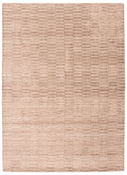 Indian Ananda 5'5" x 7'7" Hand Tufted Wool Rug 