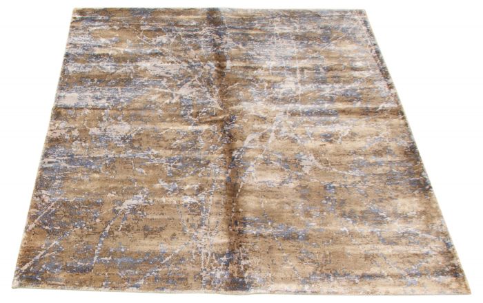 Indian Galleria 5'0" x 7'6" Hand Loomed Viscose Rug 