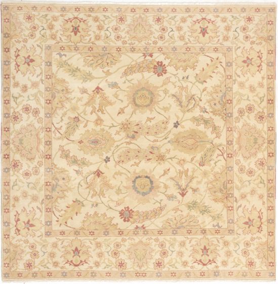 Turkish Authentic Ushak 8'2" x 8'3" Hand-knotted Wool Rug 