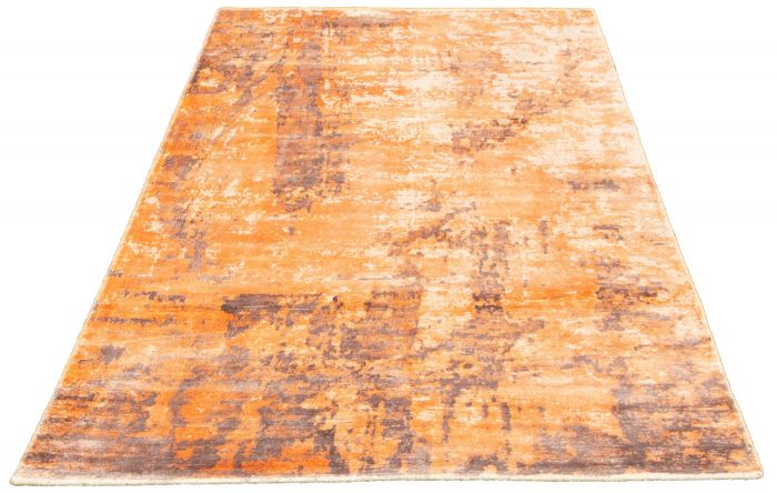 Indian Galleria 4'11" x 7'5" Hand Loomed Viscose Rug 