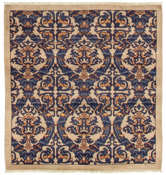 Pakistani Lahore Finest Collection 4'0" x 4'2" Hand-knotted Wool Rug 